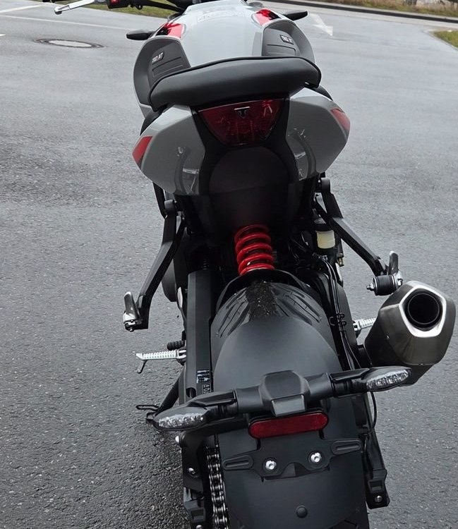 Angebot Triumph Trident 800