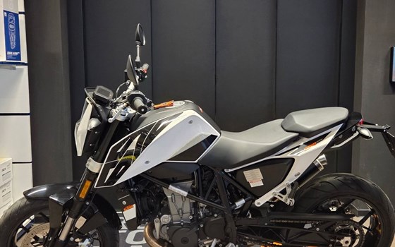 Gebrauchtmotorrad KTM 690 Duke - Bild 2