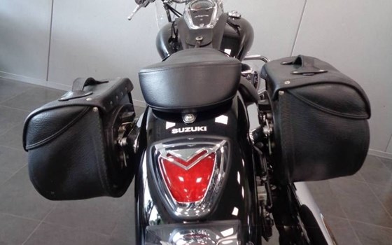 Gebrauchtmotorrad Suzuki Intruder C1800R - Bild 2