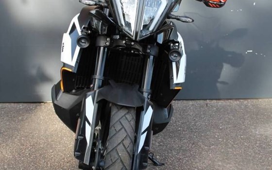 Gebrauchtmotorrad KTM 790 Adventure - Bild 2