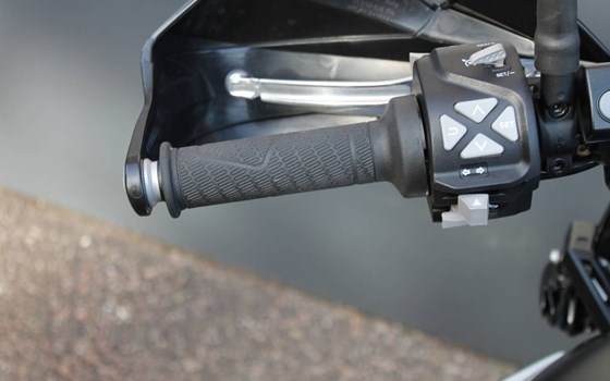 Gebrauchtmotorrad KTM 790 Adventure - Bild 5