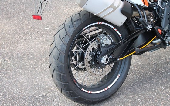 Gebrauchtmotorrad KTM 790 Adventure - Bild 8