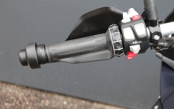 Gebrauchtmotorrad BMW S 1000 XR - Bild 5