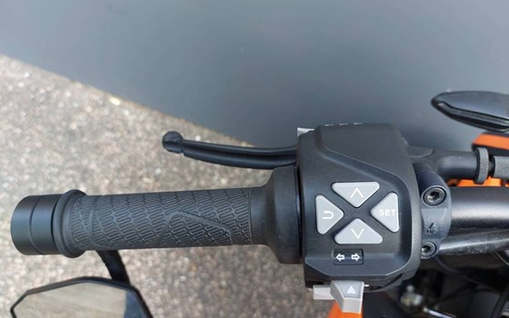 Gebrauchtmotorrad KTM 790 Duke - Bild 7