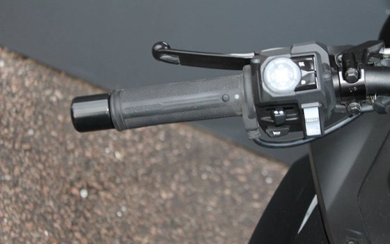 Gebrauchtmotorrad Suzuki GSX-S1000GT - Bild 6