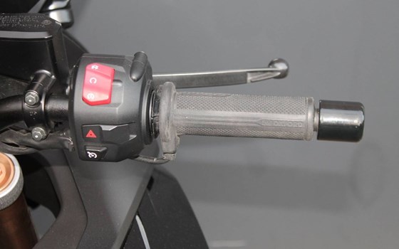 Gebrauchtmotorrad Suzuki GSX-S1000GT - Bild 7