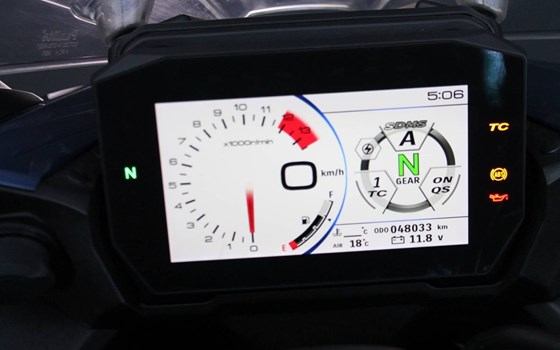 Gebrauchtmotorrad Suzuki GSX-S1000GT - Bild 5