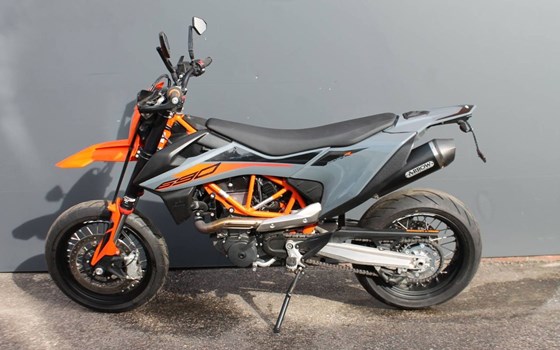 Gebrauchtmotorrad KTM 690 SMC R - Bild 3