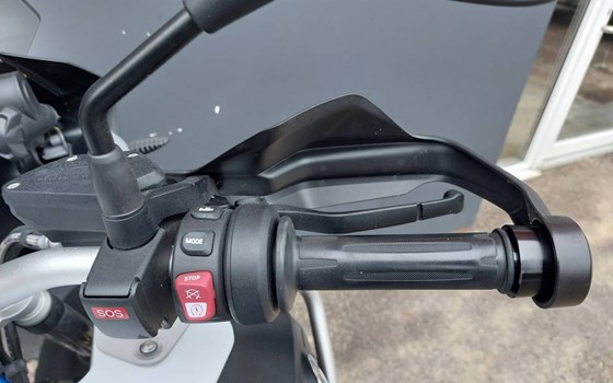 Gebrauchtmotorrad BMW R 1200 GS Adventure - Bild 9