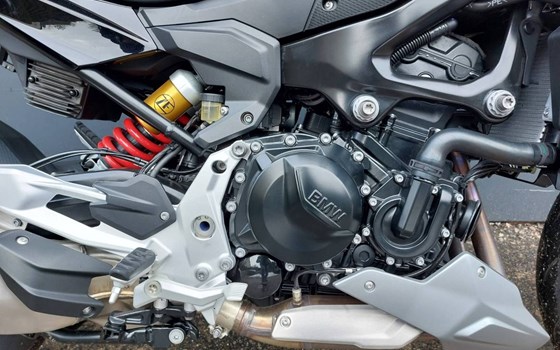 Gebrauchtmotorrad BMW F 900 R - Bild 8