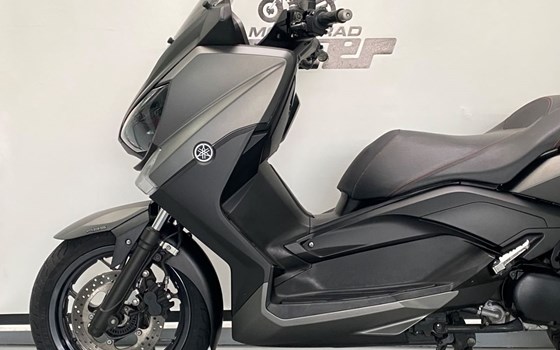 Gebrauchtmotorrad Yamaha X-Max 250 - Bild 6