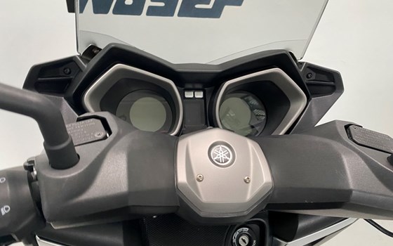 Gebrauchtmotorrad Yamaha X-Max 250 - Bild 9