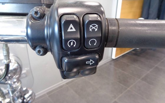 Gebrauchtmotorrad Harley-Davidson Ultra Classic E-Glide FLHTCUI - Bild 4