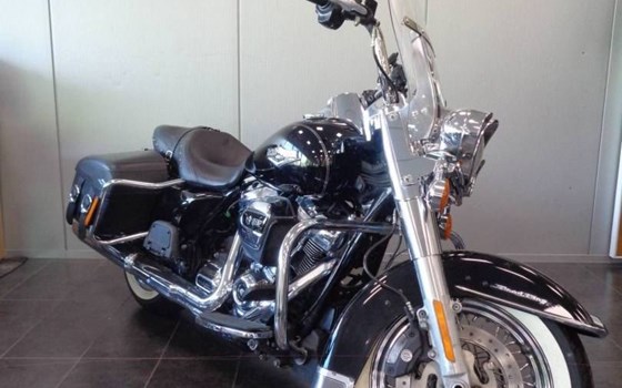 Gebrauchtmotorrad Harley-Davidson Ultra Classic E-Glide FLHTCUI - Bild 6