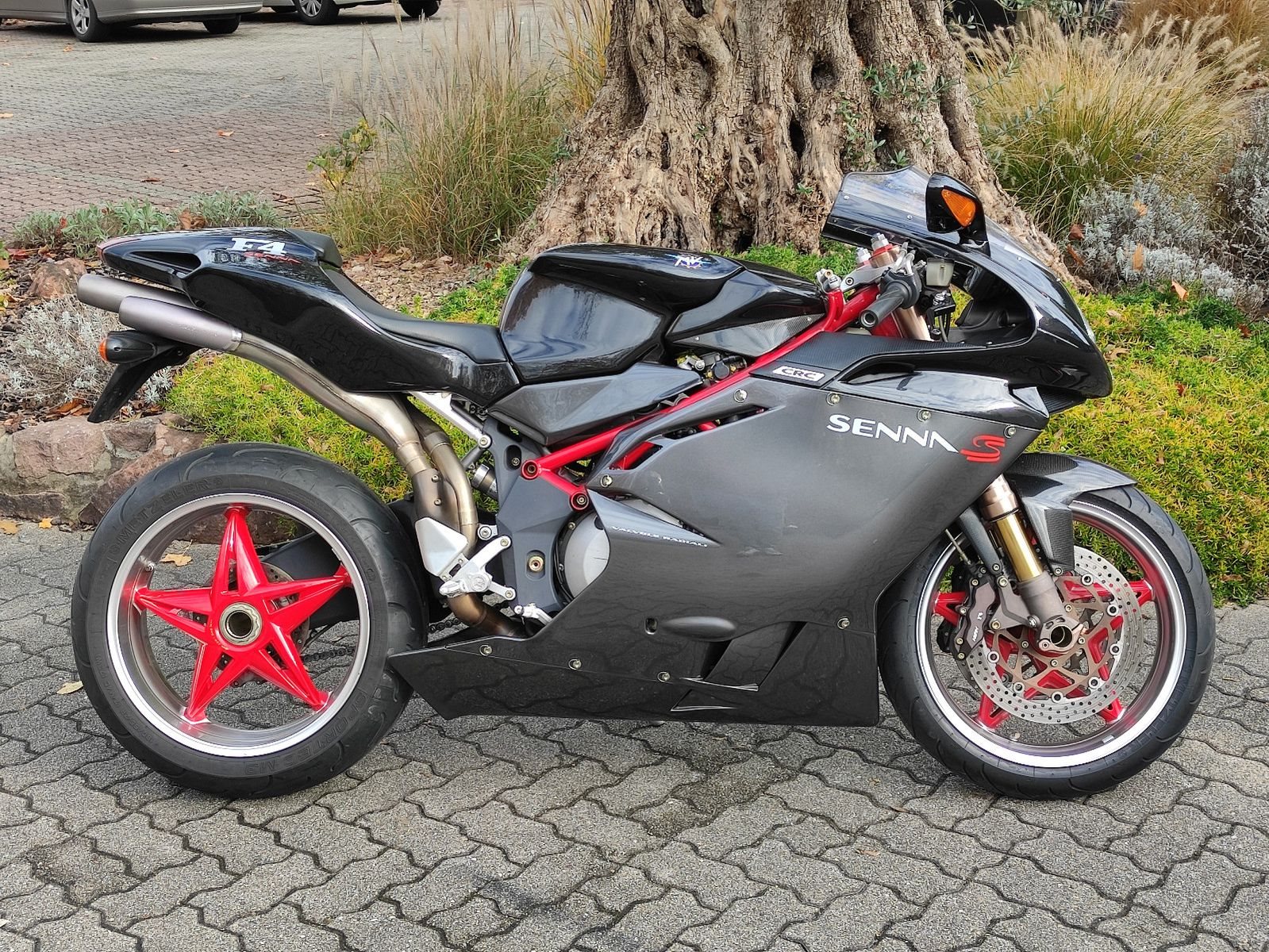 MV Agusta F4 750 Senna