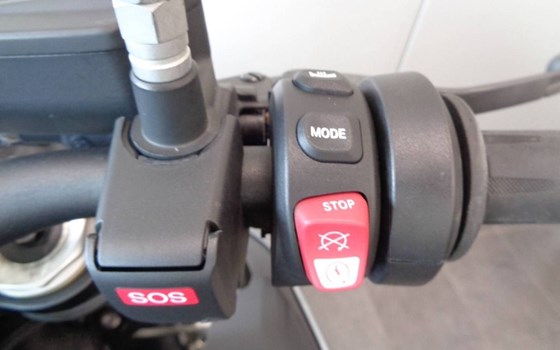 Gebrauchtmotorrad BMW S 1000 R - Bild 4