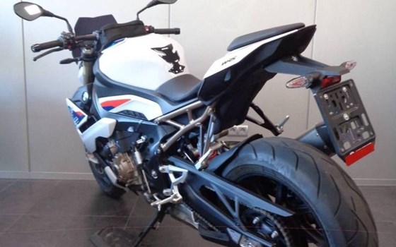 Gebrauchtmotorrad BMW S 1000 R - Bild 11