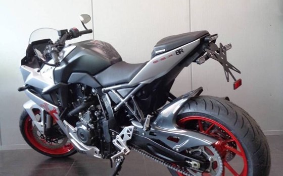 Gebrauchtmotorrad Suzuki GSX-8R - Bild 11