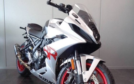 Gebrauchtmotorrad Suzuki GSX-8R - Bild 7