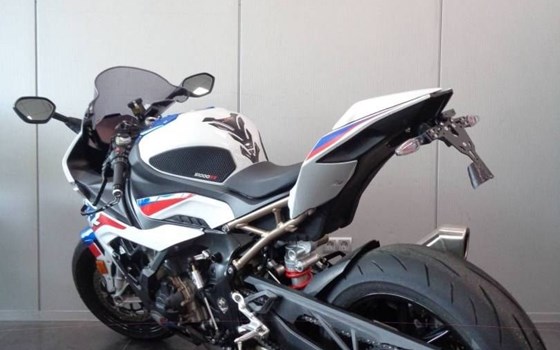 Gebrauchtmotorrad BMW S 1000 RR - Bild 11