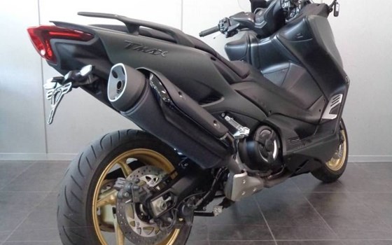 Gebrauchtmotorrad Yamaha TMAX Tech MAX - Bild 8