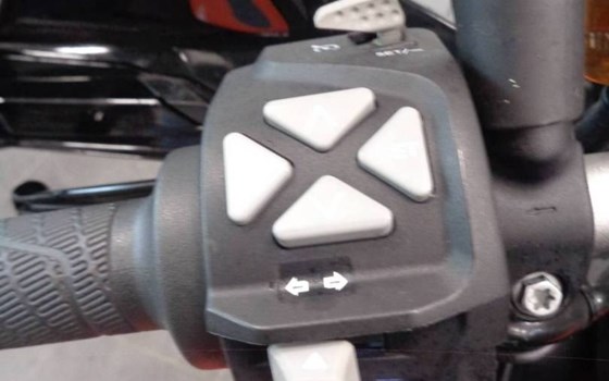 Gebrauchtmotorrad KTM 1290 Super Duke GT - Bild 3