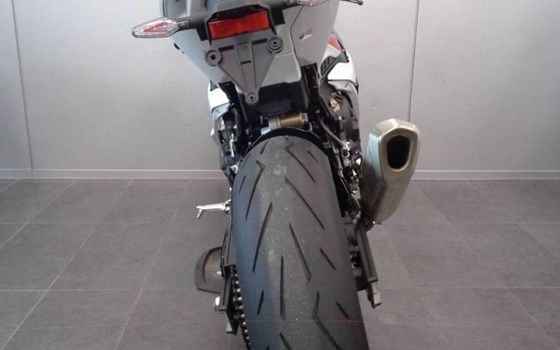 Gebrauchtmotorrad BMW S 1000 RR - Bild 5