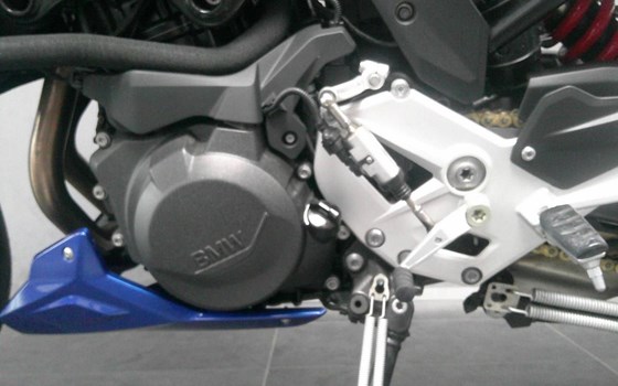 Gebrauchtmotorrad BMW F 900 R - Bild 8