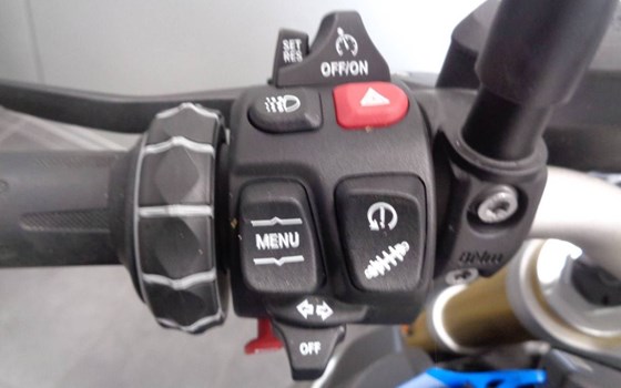 Gebrauchtmotorrad BMW R 1250 R - Bild 3