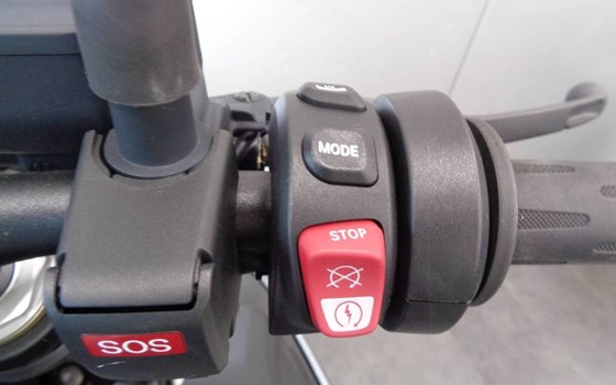 Gebrauchtmotorrad BMW S 1000 R - Bild 4