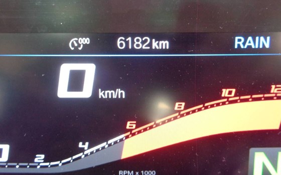 Gebrauchtmotorrad BMW S 1000 R - Bild 5