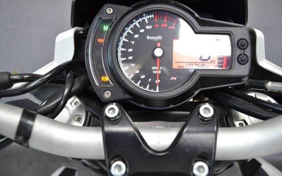 Gebrauchtmotorrad Benelli BN 600i - Bild 11