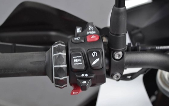 Gebrauchtmotorrad BMW S 1000 XR - Bild 9