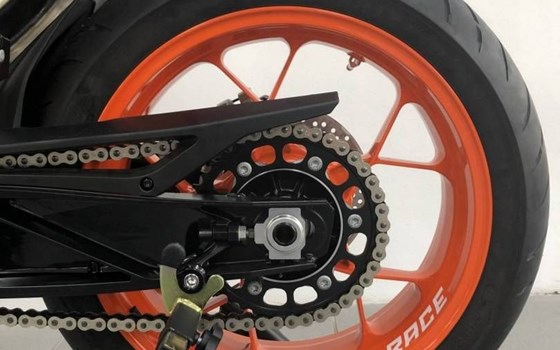 Gebrauchtmotorrad KTM 790 Duke - Bild 4