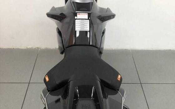 Gebrauchtmotorrad KTM 790 Duke - Bild 6
