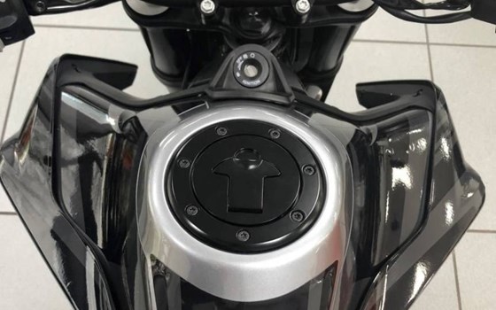 Gebrauchtmotorrad KTM 790 Duke - Bild 9