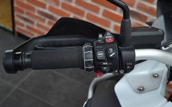 Gebrauchtmotorrad BMW R 1200 GS Adventure - Bild 5