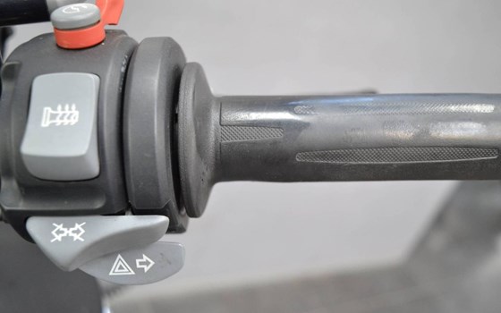 Gebrauchtmotorrad BMW K 1200 R - Bild 11