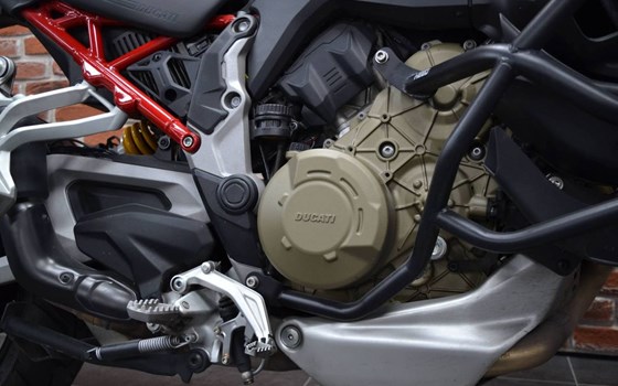 Gebrauchtmotorrad Ducati Multistrada V4 S - Bild 12