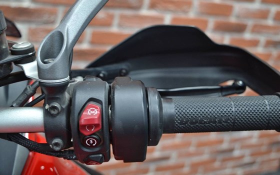 Gebrauchtmotorrad Ducati Multistrada V4 S - Bild 7