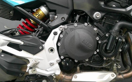 Gebrauchtmotorrad BMW F 900 R - Bild 3