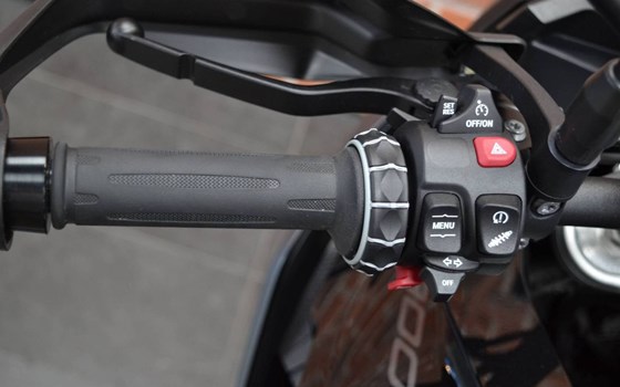 Gebrauchtmotorrad BMW F 900 XR - Bild 5