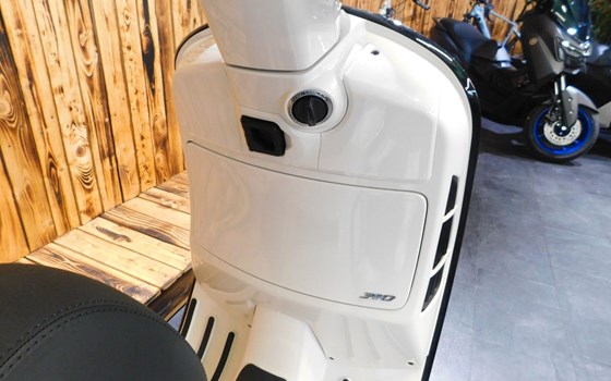 Neufahrzeug Vespa GTS 310 - Bild 13