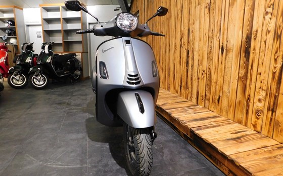 Neufahrzeug Vespa GTS 125 - Bild 4