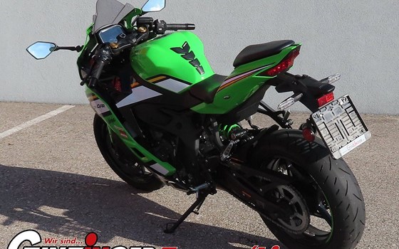 Gebrauchtmotorrad Kawasaki Ninja ZX-4RR - Bild 3