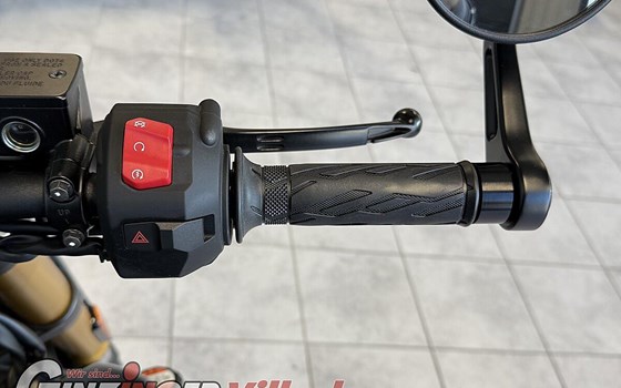 Neufahrzeug Suzuki GSX-8T - Bild 7