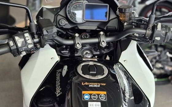 Gebrauchtmotorrad Kawasaki Versys 1100 SE - Bild 9