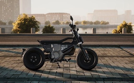 Neufahrzeug BMW CE 02 11kW - Bild 1