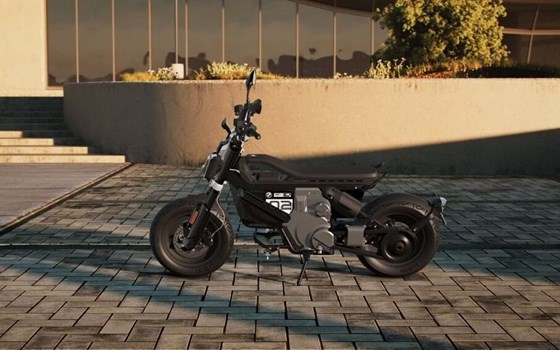 Neufahrzeug BMW CE 02 11kW - Bild 4