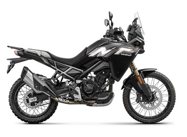 Neumotorrad CFMOTO 450MT